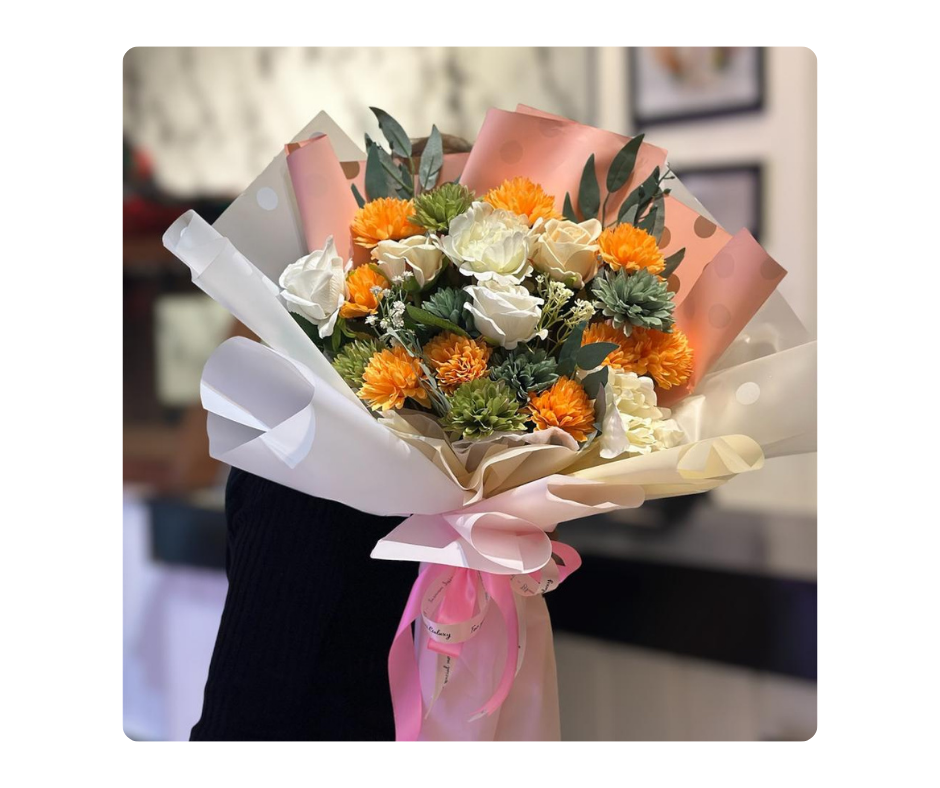 Artificial Hand Bouquet 057