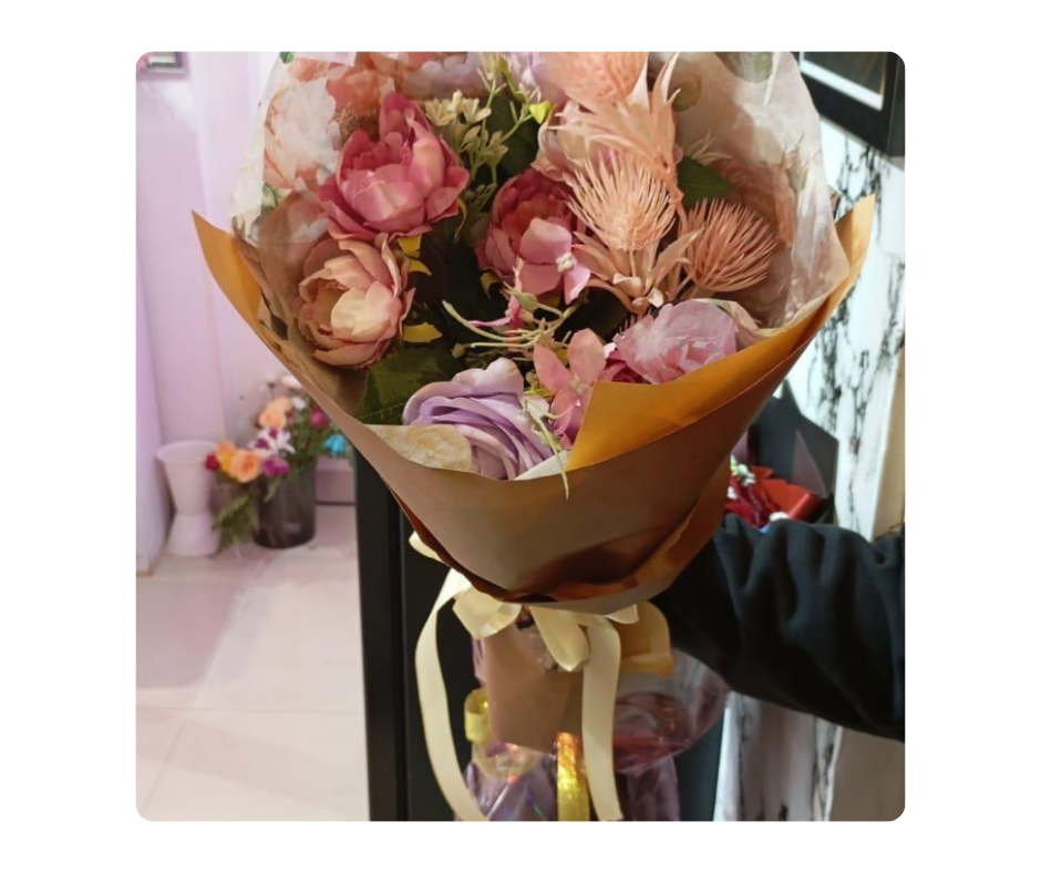 Artificial Hand Bouquet 089