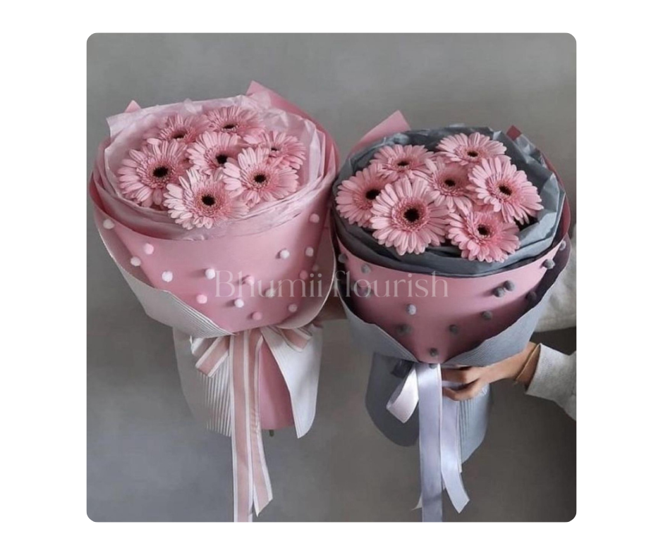 Artificial Hand Bouquet 045