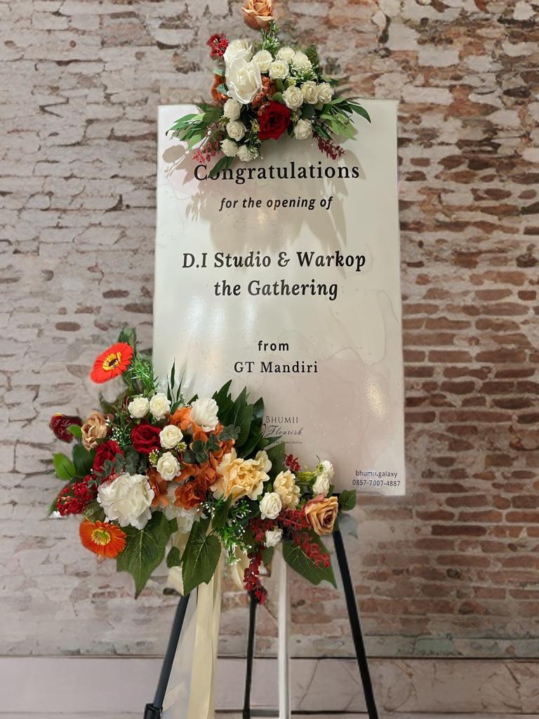 Artificial Standing Welcome Acrylic 002