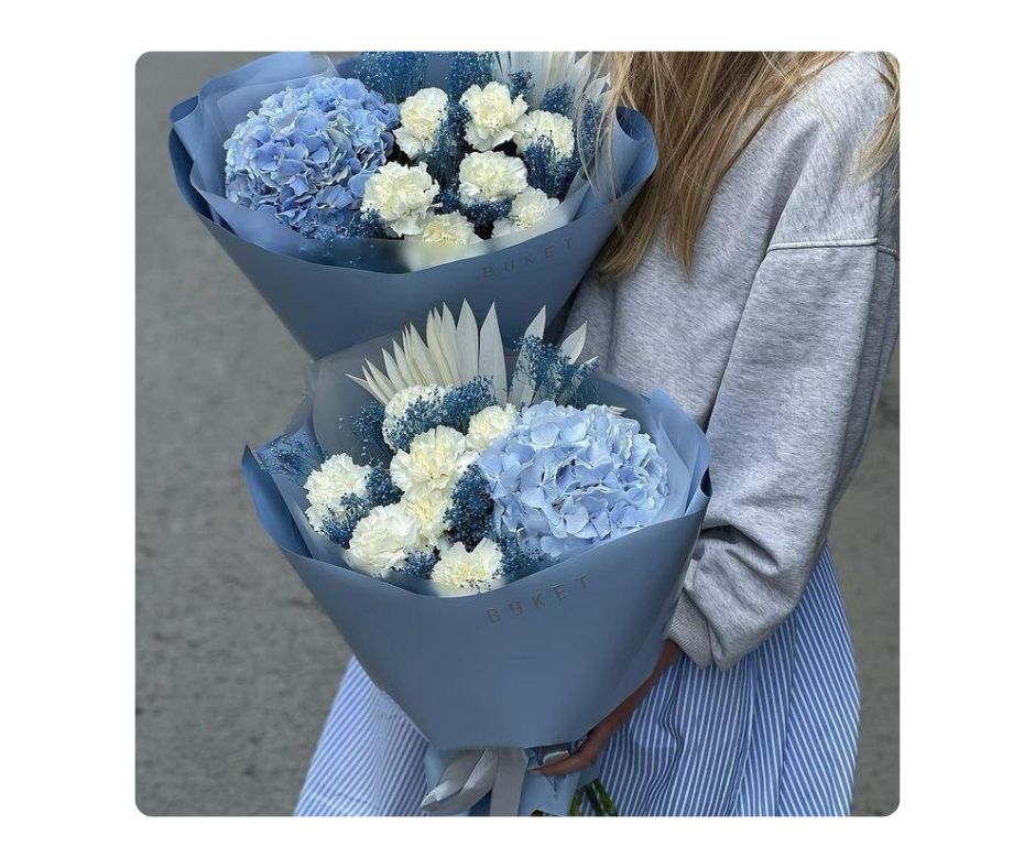 Artificial Hand Bouquet 084