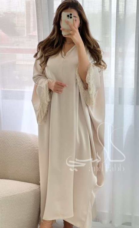 Elegant Beige Kaftan