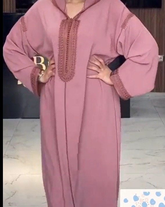 Traditional Pink Abaya
