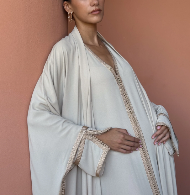 Elegant Cream Abaya