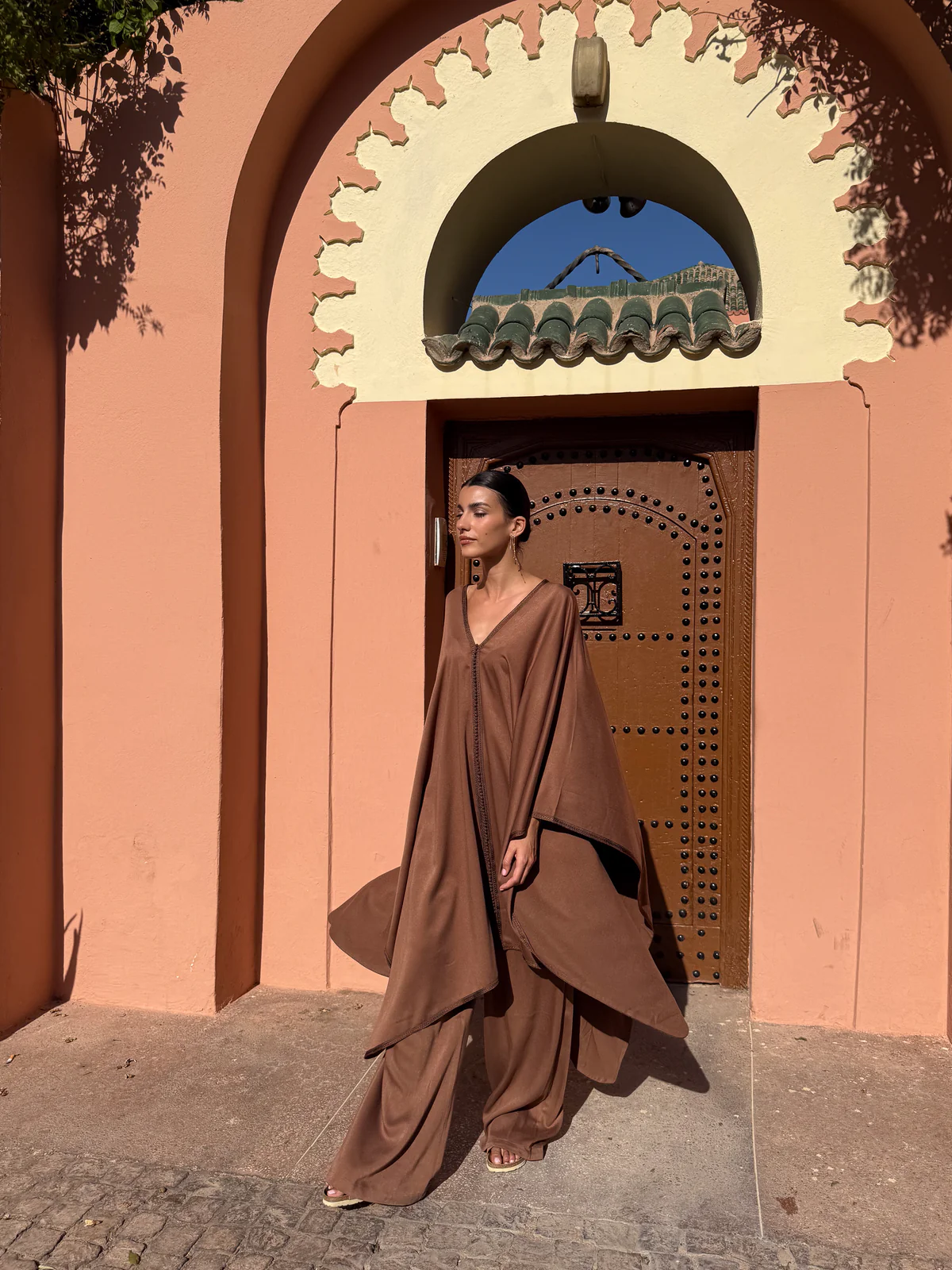 Elegant Brown Kaftan Set 2 pieces
