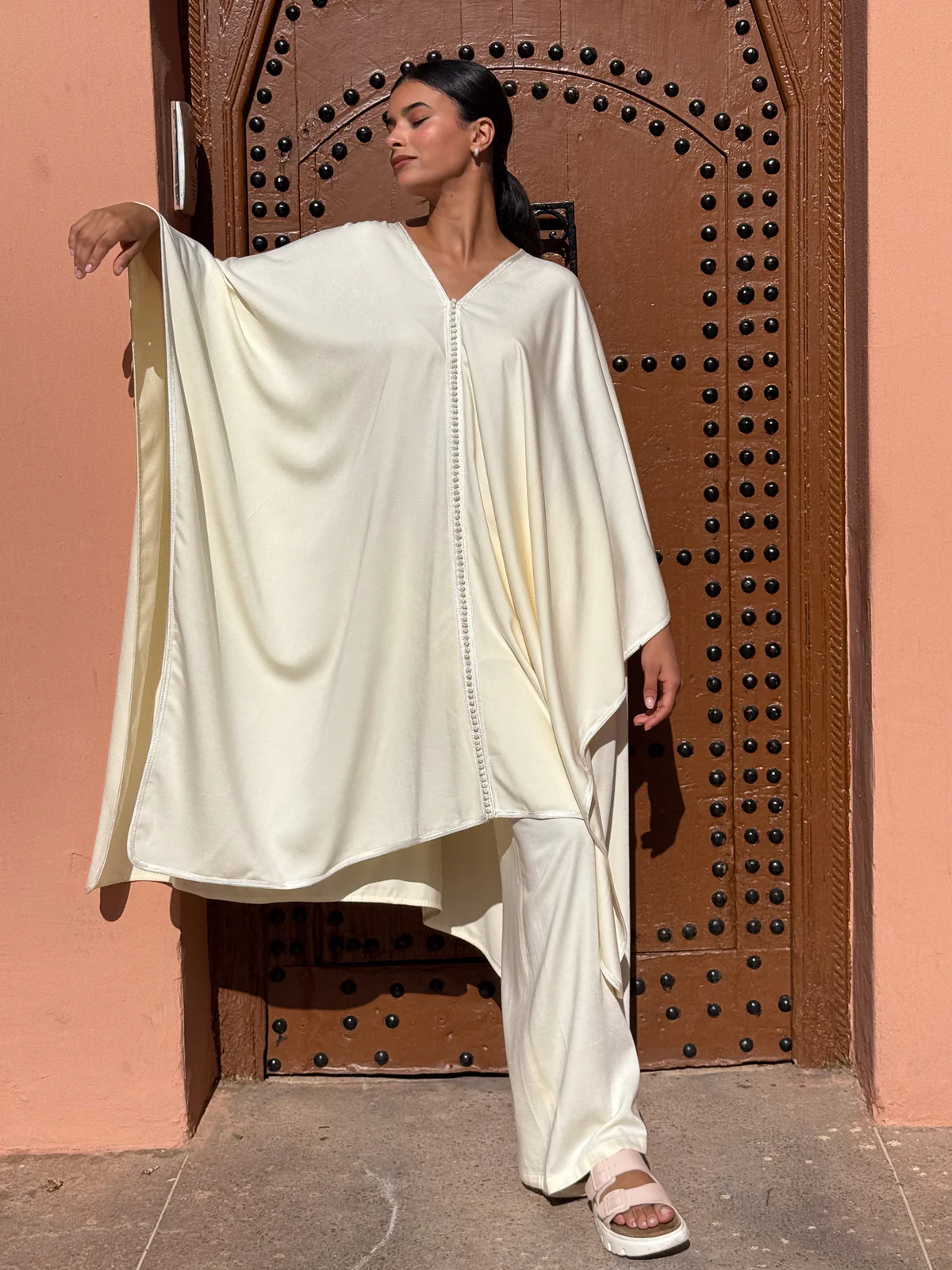 Elegant Cream Kaftan with pant 2 pieces
