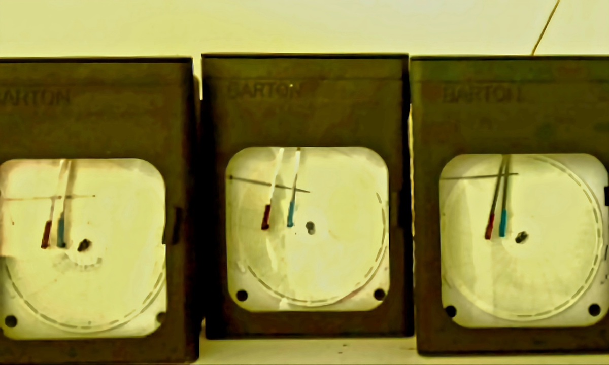 Chart Recorder ITT BARTON