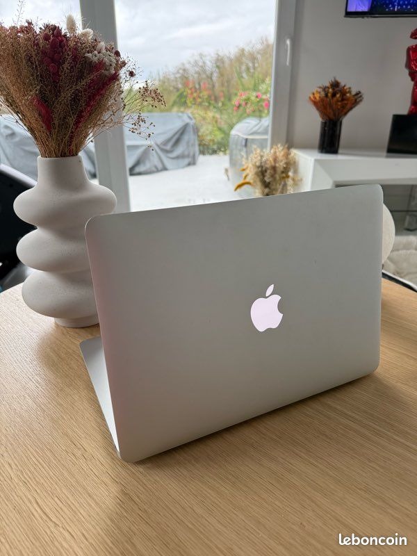 MacBook Air (léger, autonomie longue, usage bureautique)