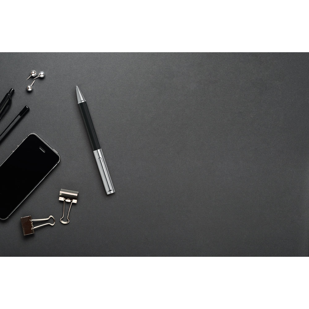 Esferográfica em metal com mecanismo twist