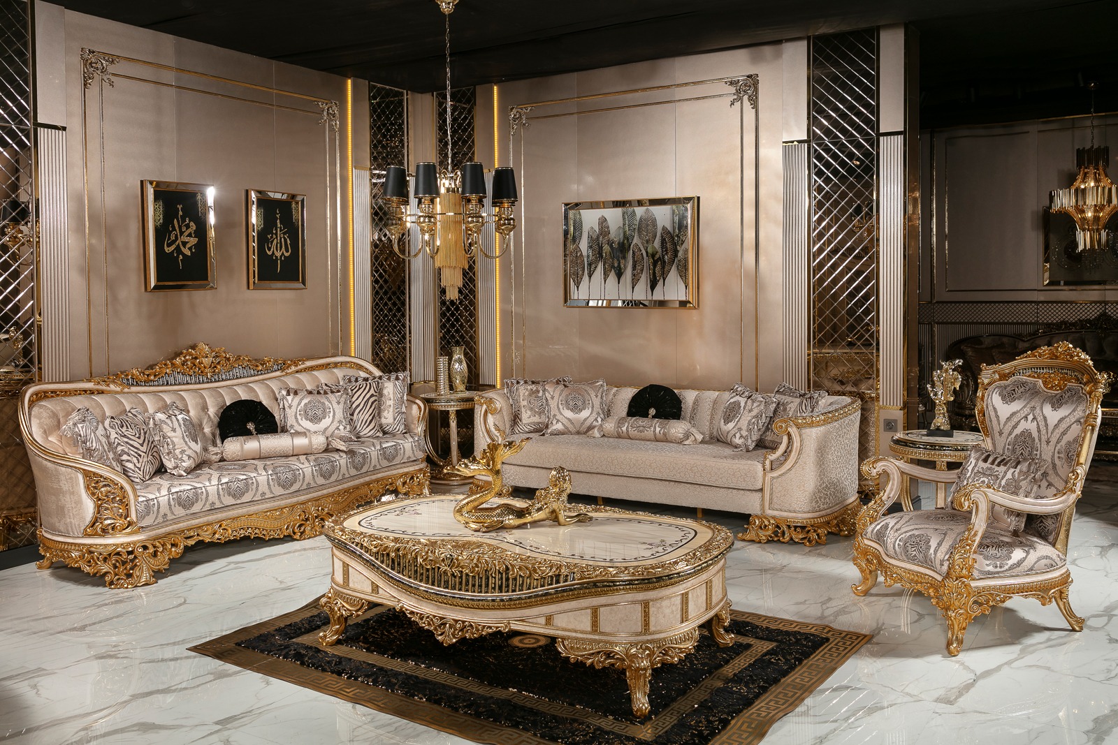 ROYAL KOLTUK TAKIM