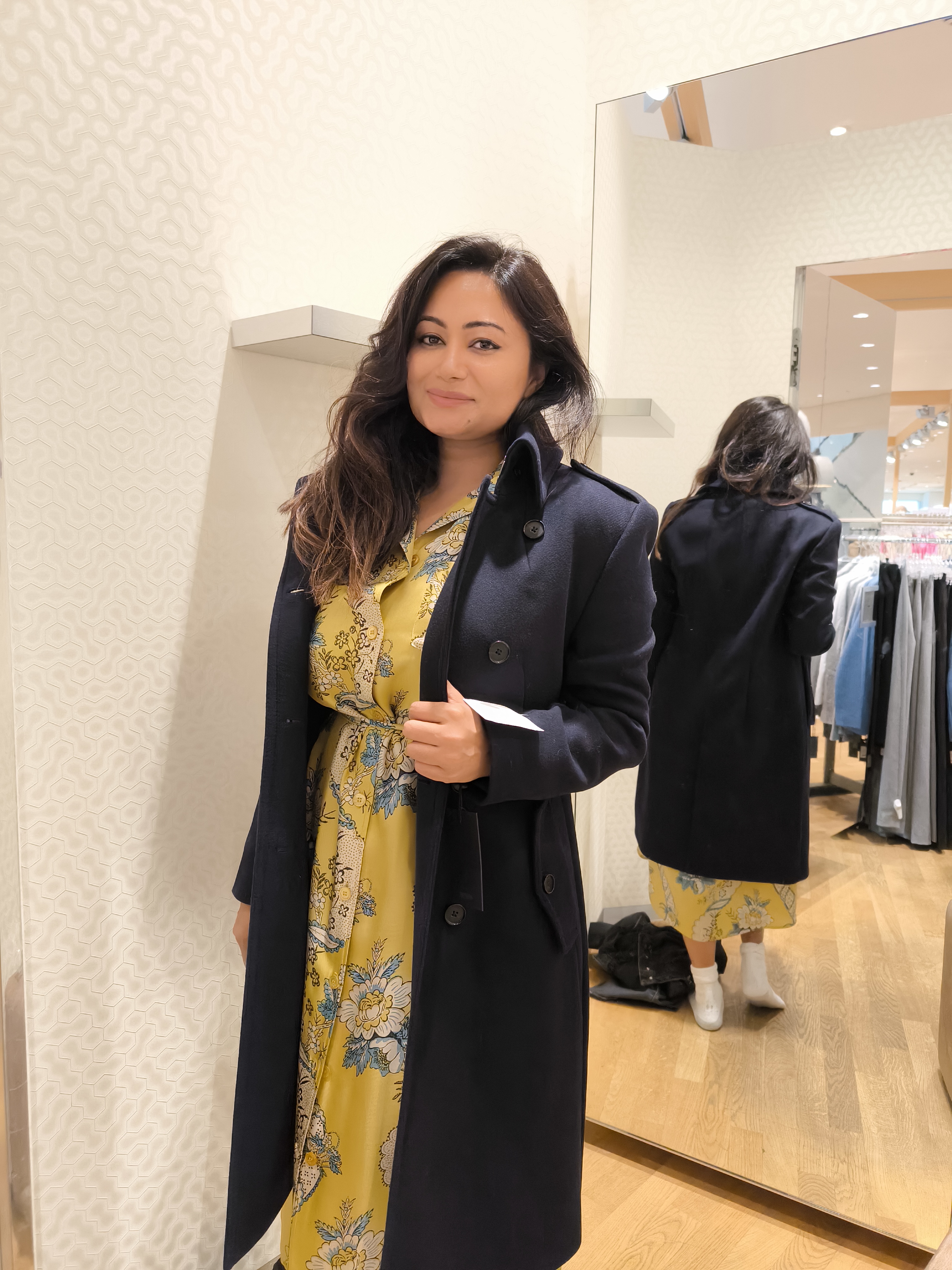 Personal Styling and Shopping advice and photo accompanying 