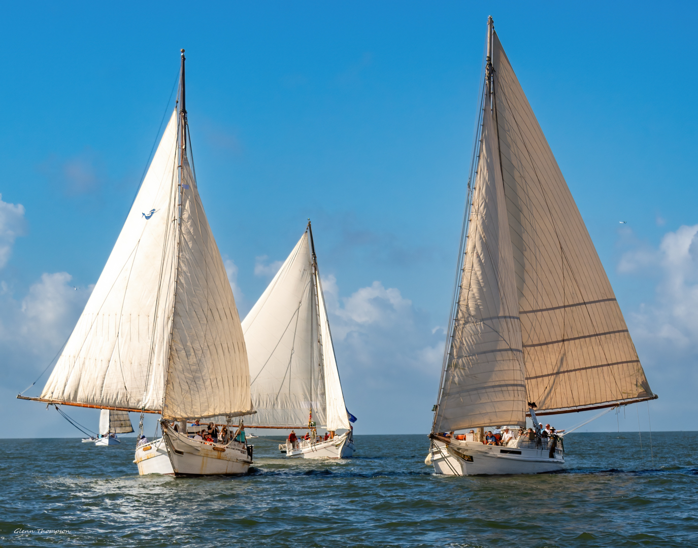 Sailing for the Lead