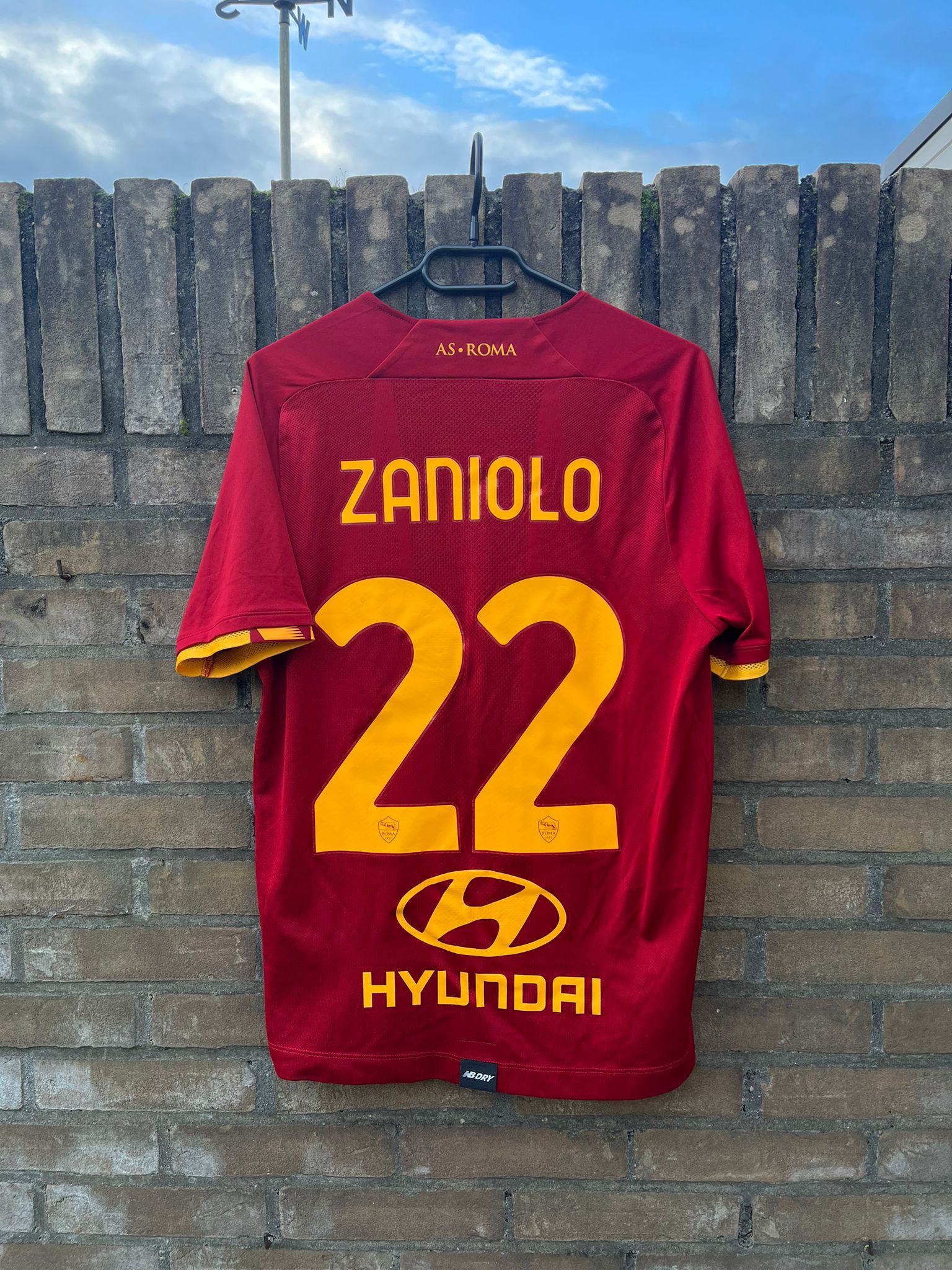 AS Roma 2021/2022 home shirt Zaniolo Size S 9/10