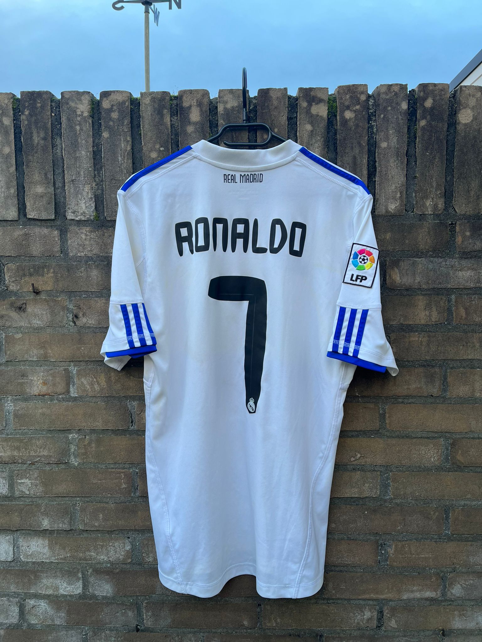 Real Madrid 2010/2011 home shirt Ronaldo Size L 8/10