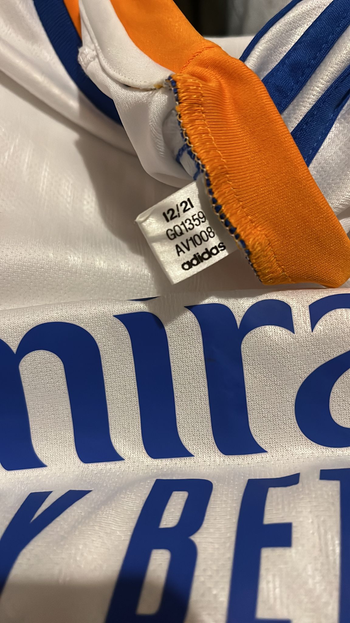 Real Madrid 2021/2022 home shirt Benzema Size S 9/10