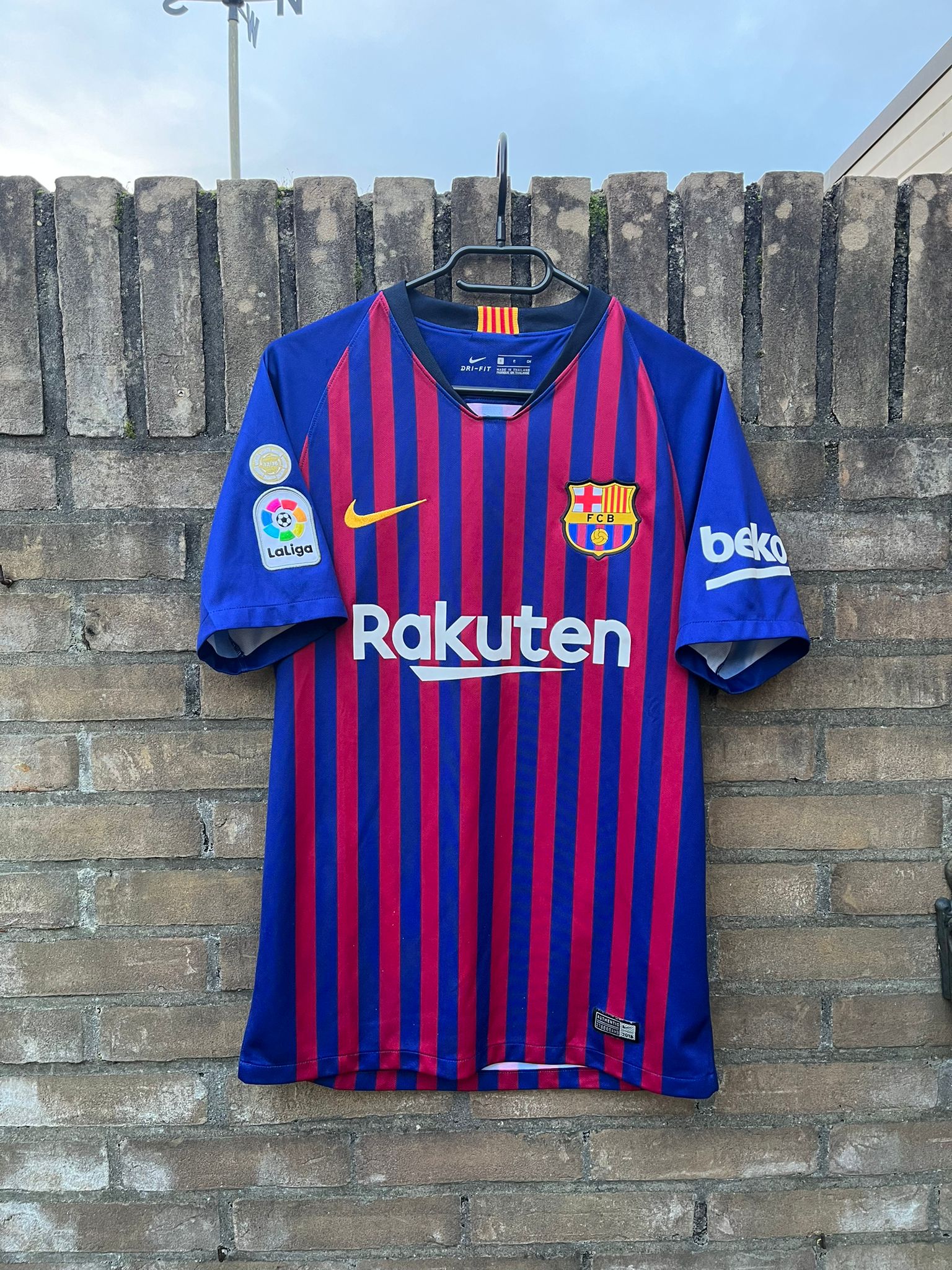 FC Barcelona 2018/2019 home shirt Coutinho 8.5/10