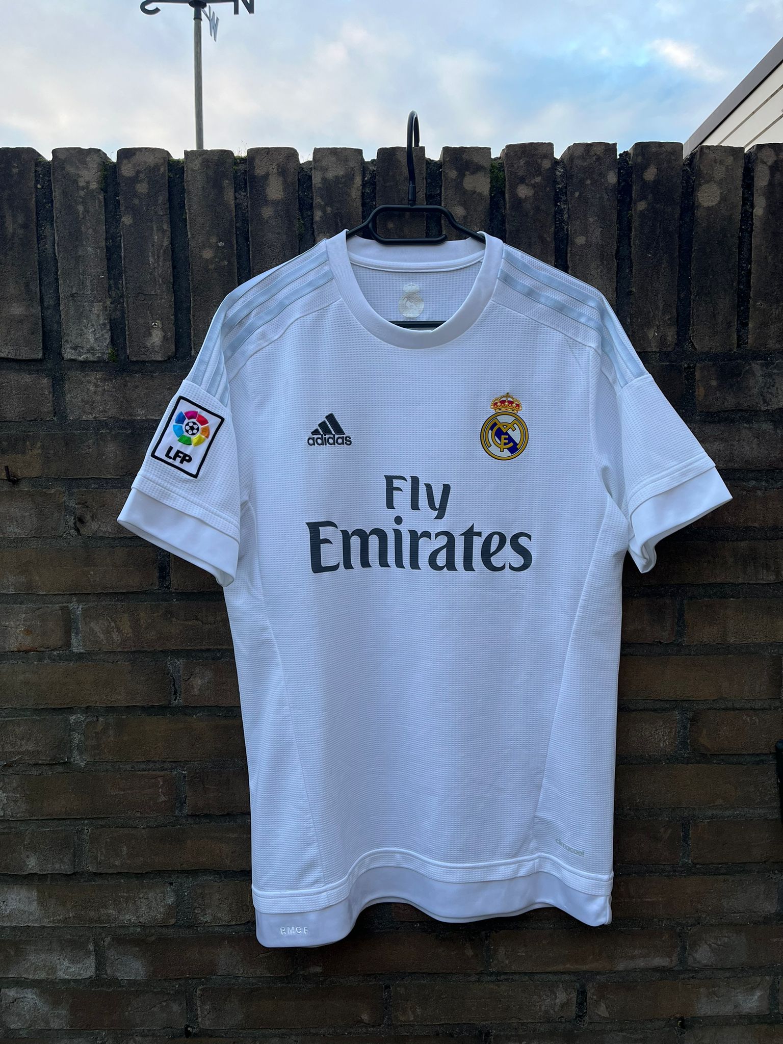 Real Madrid 2015/2016 home shirt Ronaldo size M 8.5/10