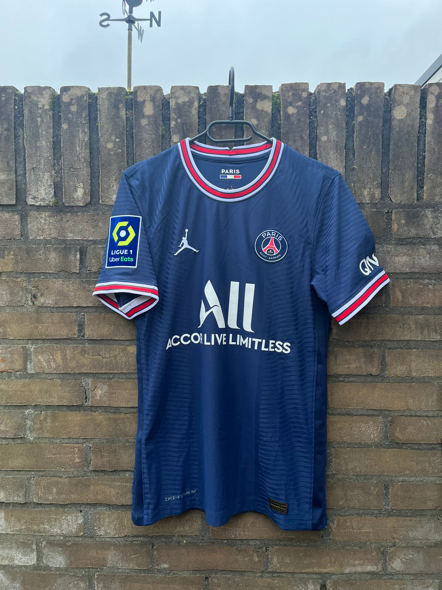 PSG 2021/2022 home shirt Neymar JR 9/10