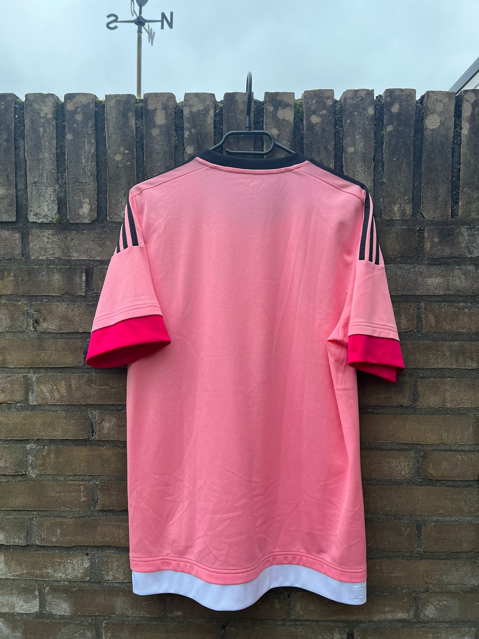 Juventus 2015/2016 away shirt 9/10