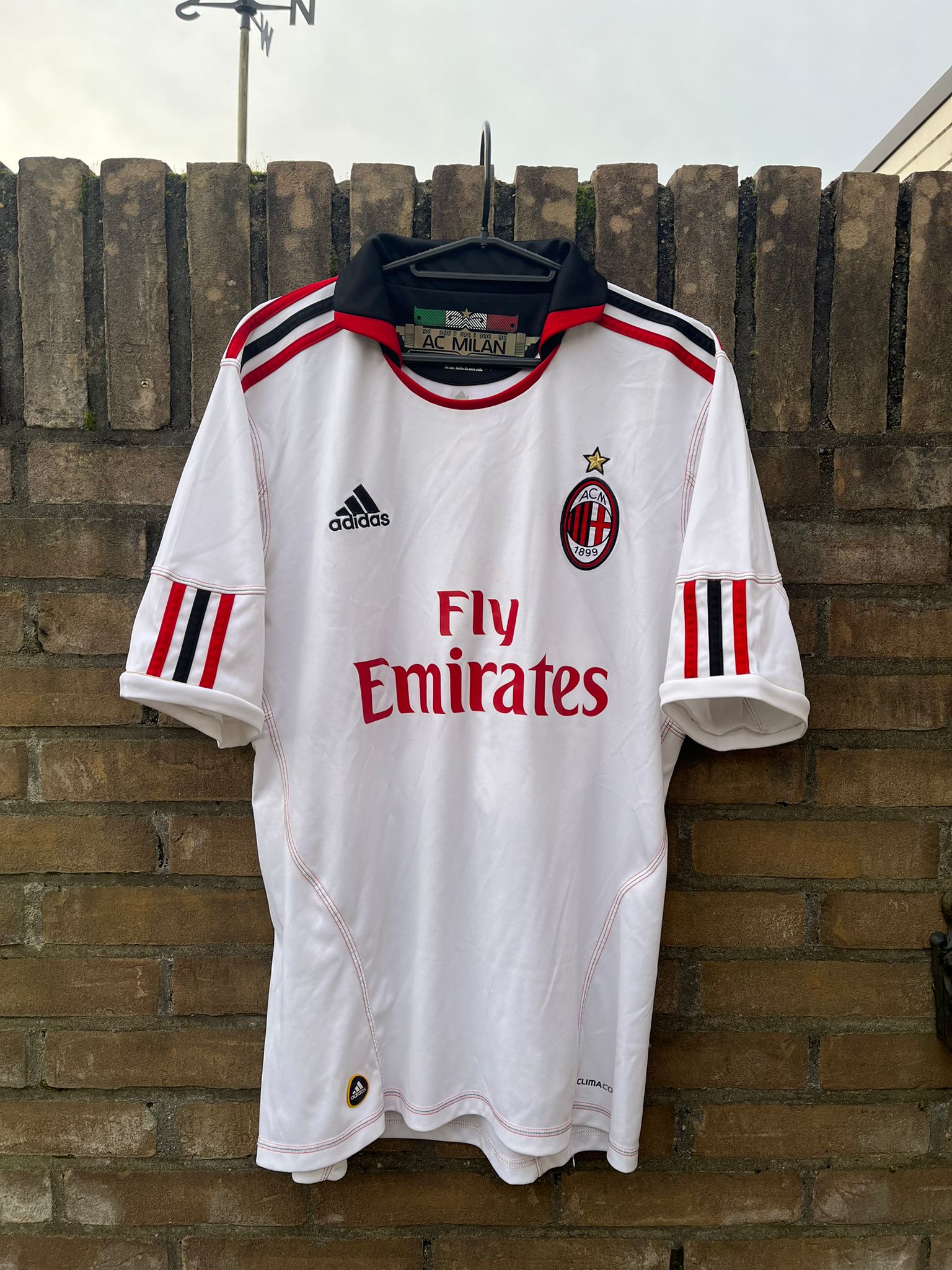 AC Milan 2010/2011 away shirt Ronaldinho size M 9/10