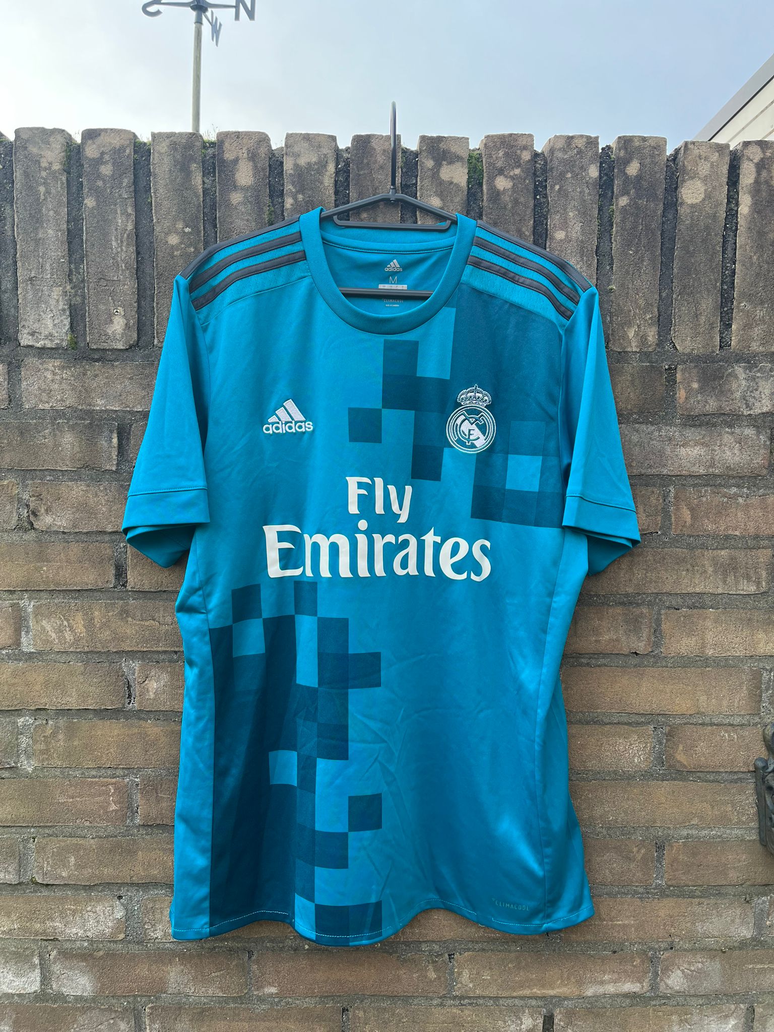 Real Madrid 2017/2018 third shirt Ronaldo size M 8/10