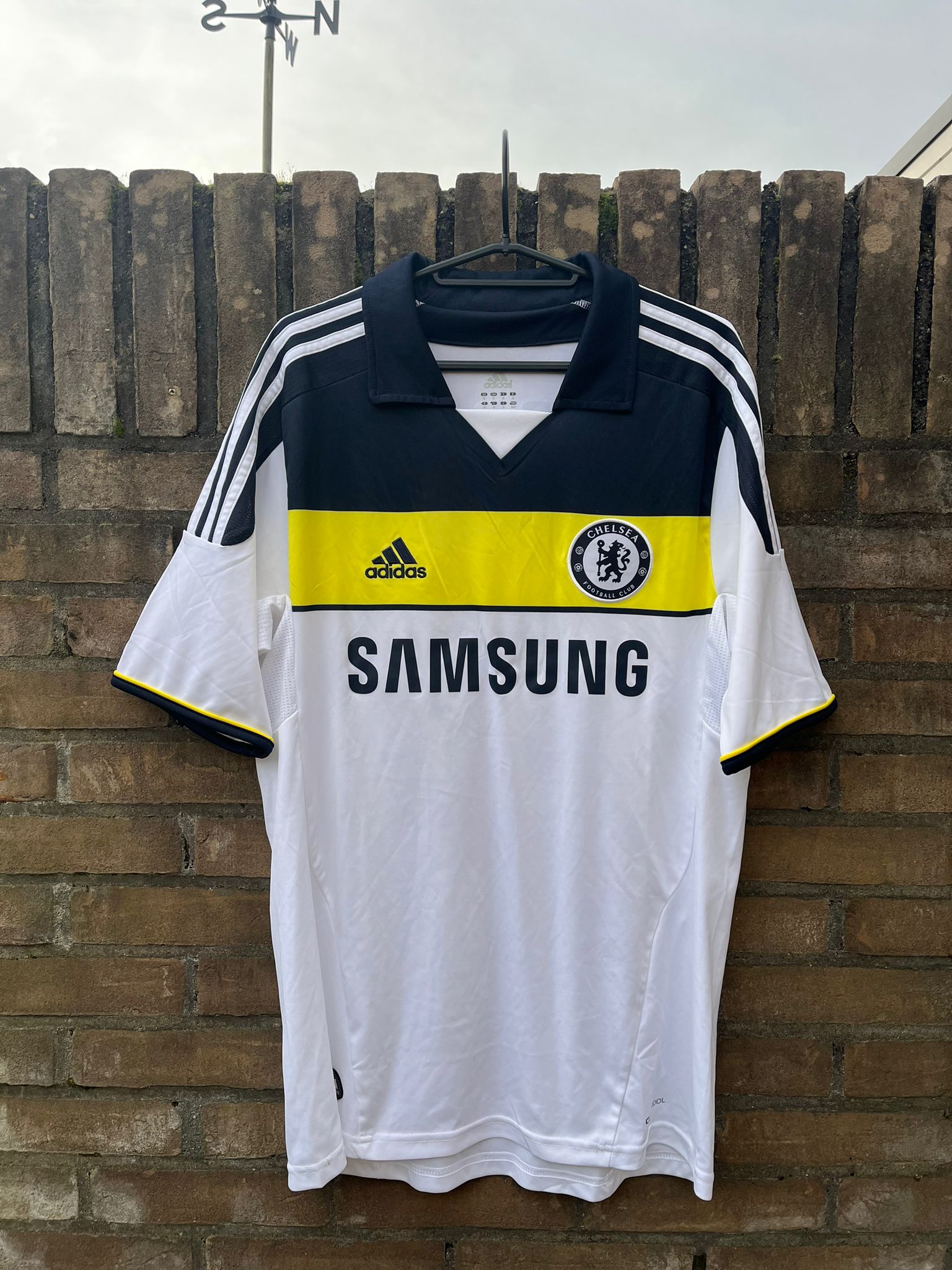 Chelsea 2011/2012 third shirt Torres size M 8.5/10