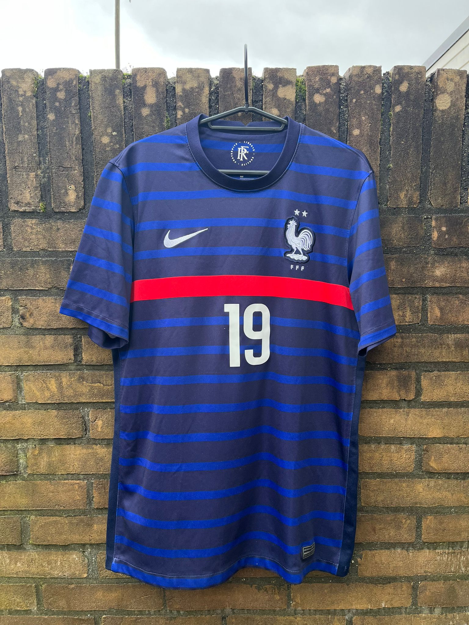France 2020 home shirt Benzema size M 8/10