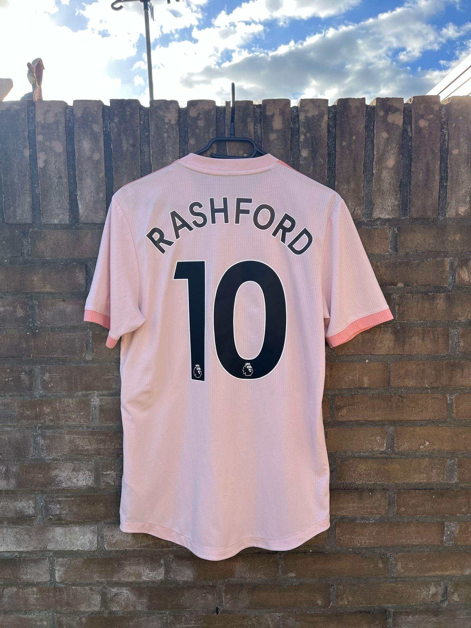 Manchester United 2018/2019 away shirt Rashford 8/10