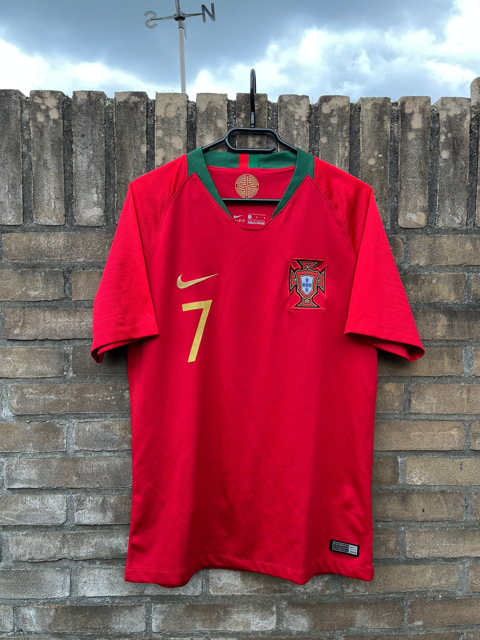 Portugal 2018 home shirt Ronaldo #7 size M 8/10