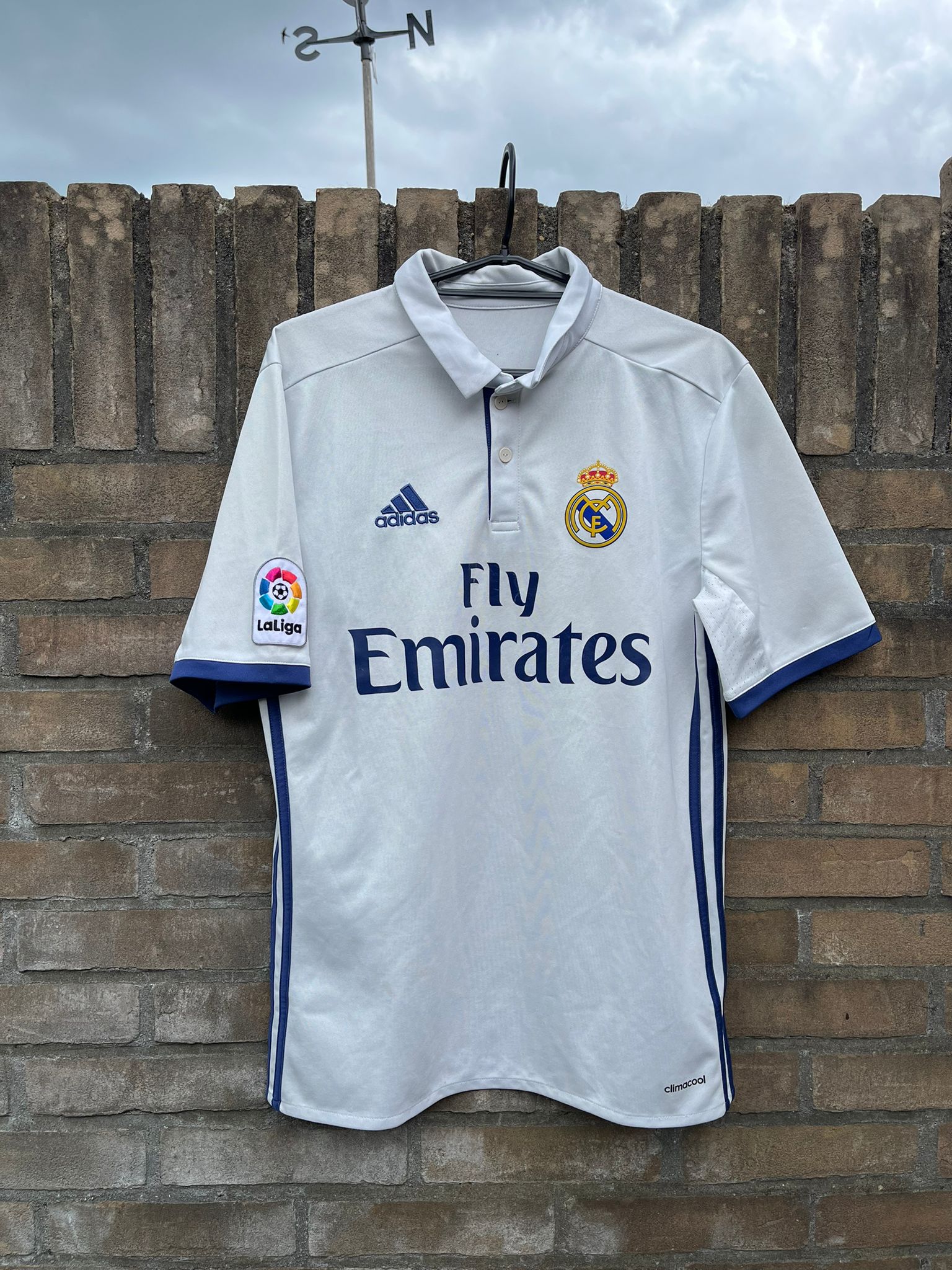 Real Madrid 2016/2017 home shirt Ronaldo #7 size M 7/10