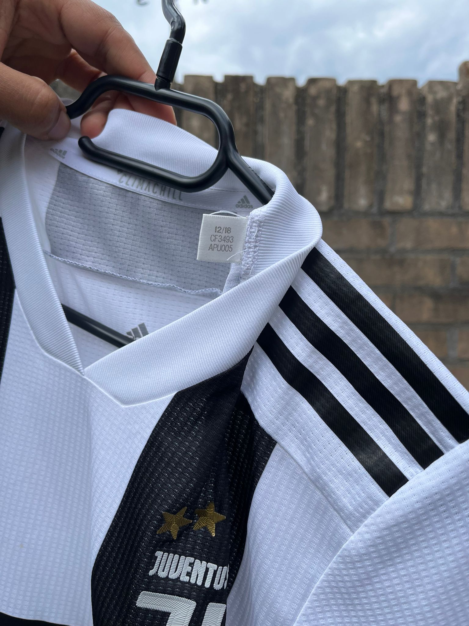 Juventus 2018/2019 home shirt size M 8.5/10