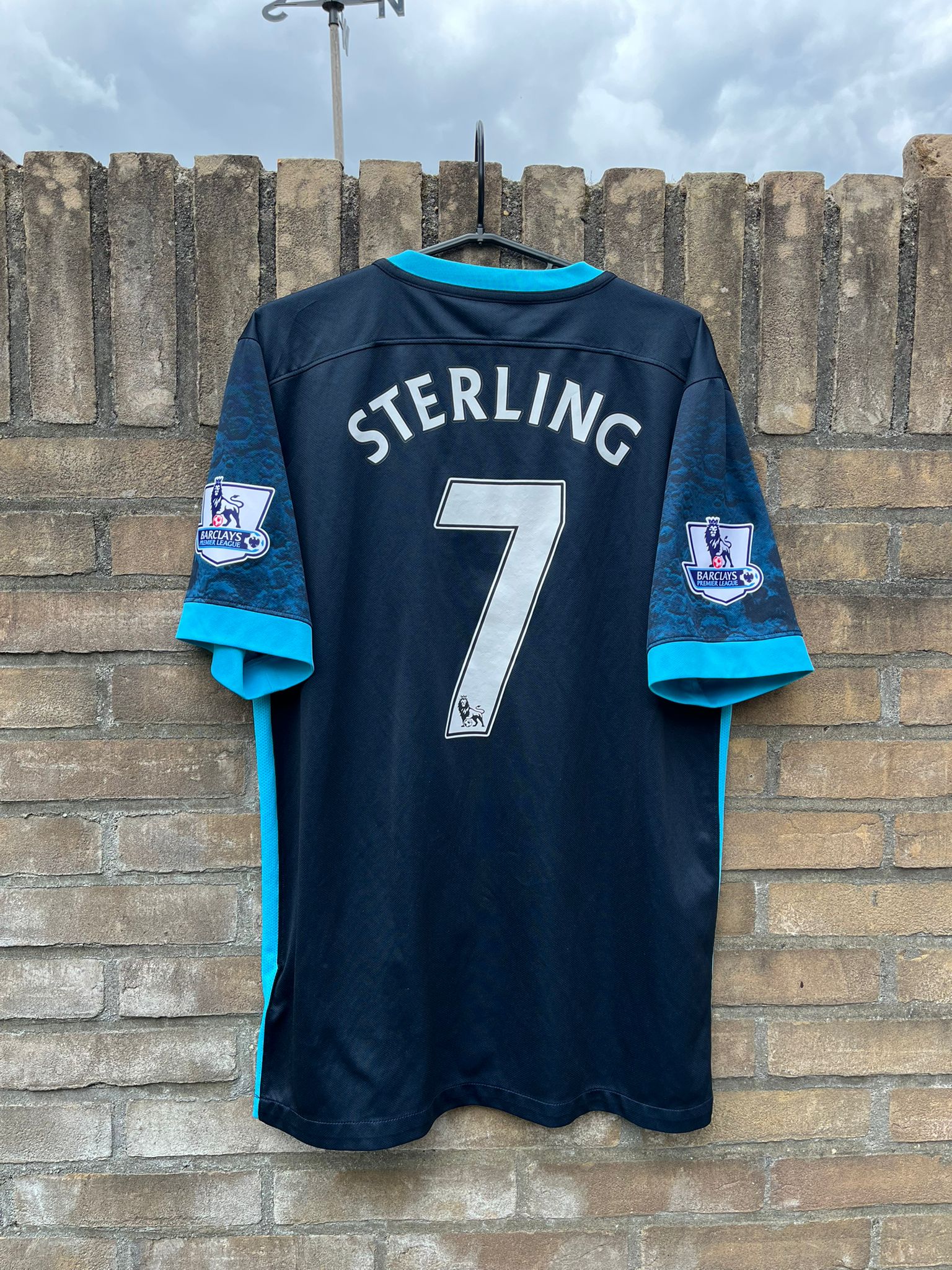 Manchester City 2015/2016 away shirt Sterling #7 size M 8/10