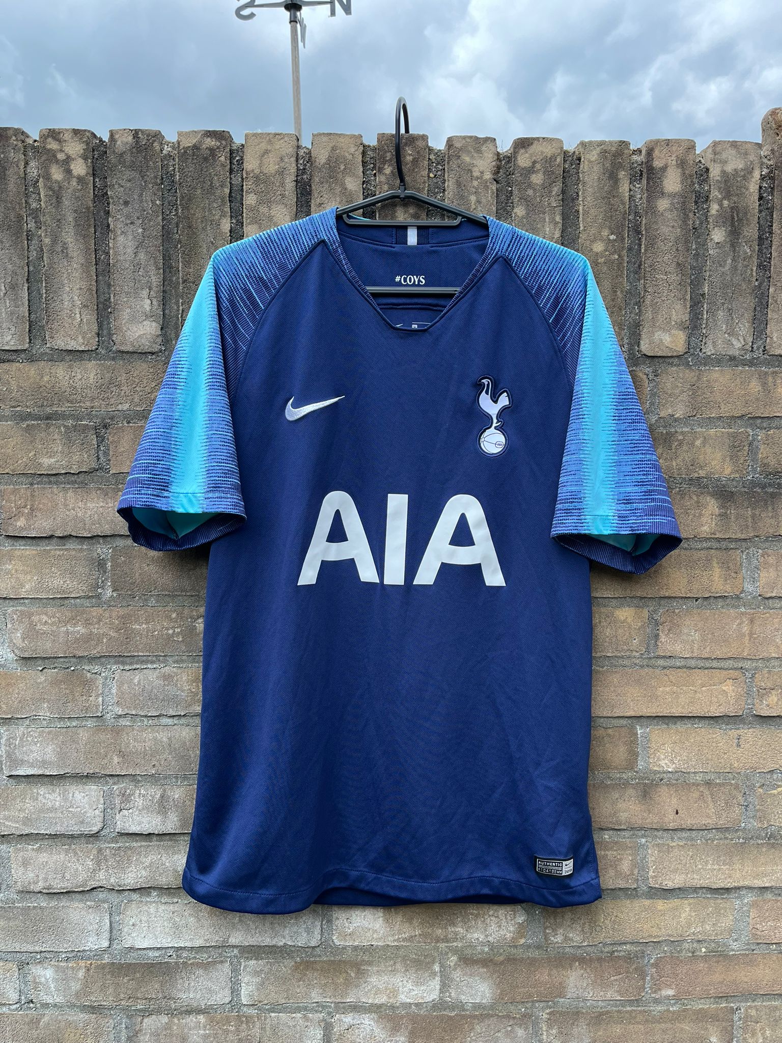 Tottenham Hotspur 2018/2019 away shirt Son #7 size M 8.5/10
