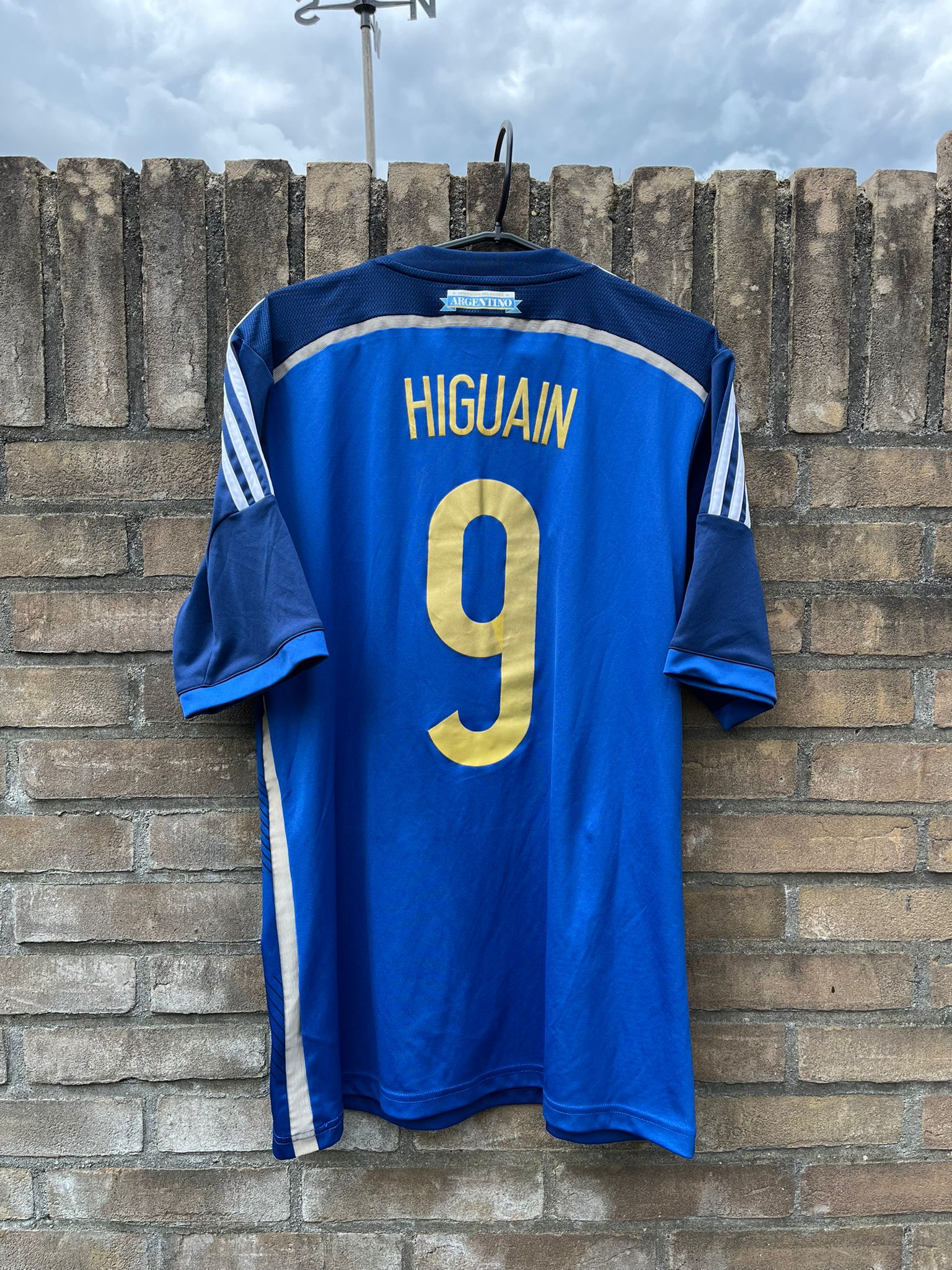 Argentina 2014 away shirt Higuain #9 size M 7.5/10
