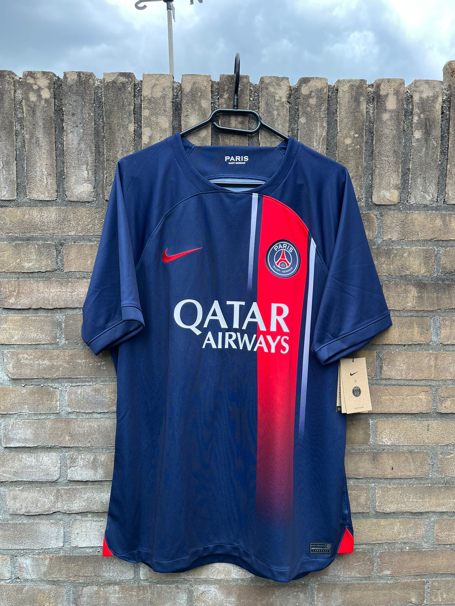 PSG 2023/2024 Signed home shirt Kolo Muani #23 size L 10/10