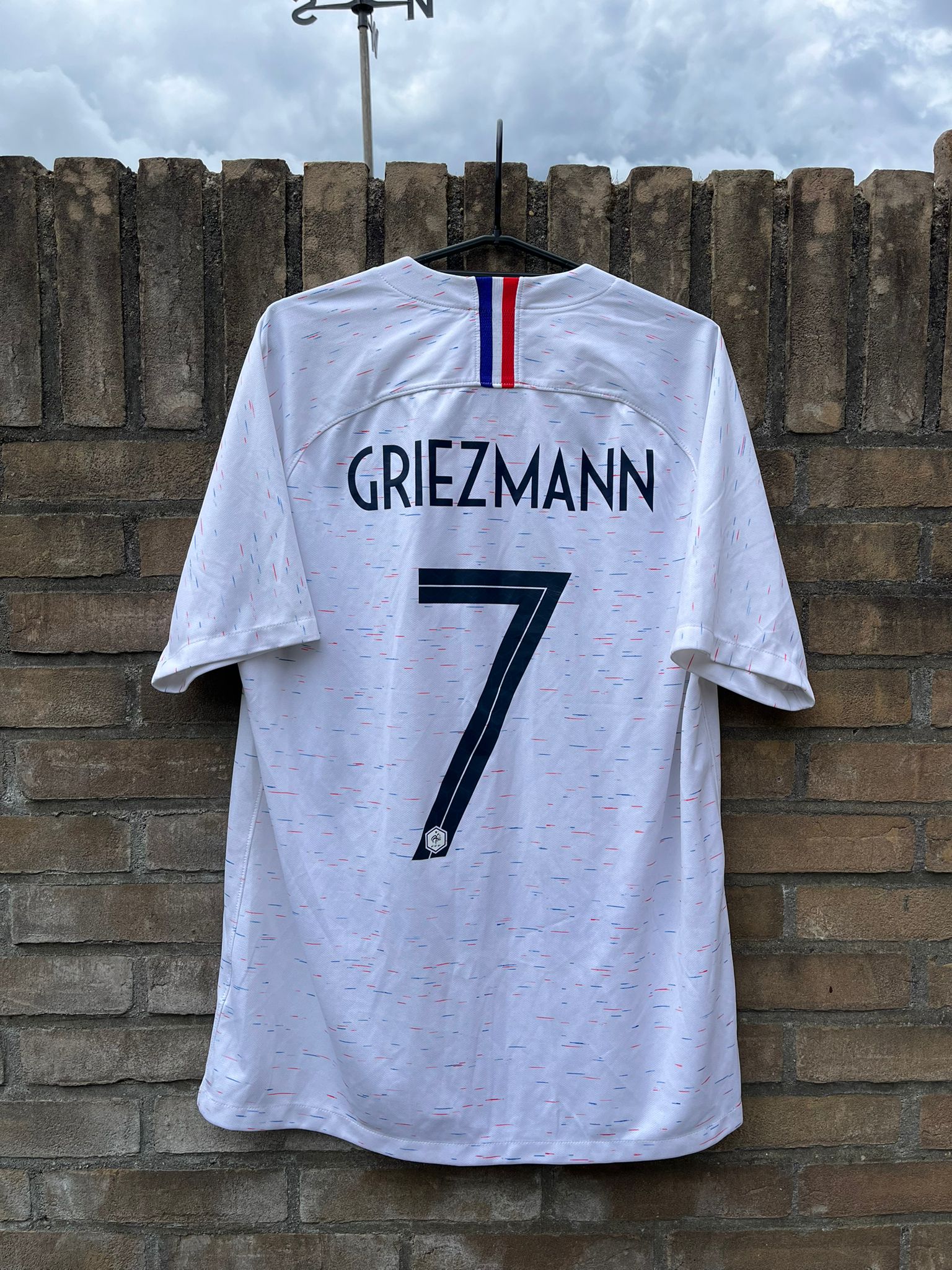 France 2018 away shirt Griezmann #7 size Large 8.5/10