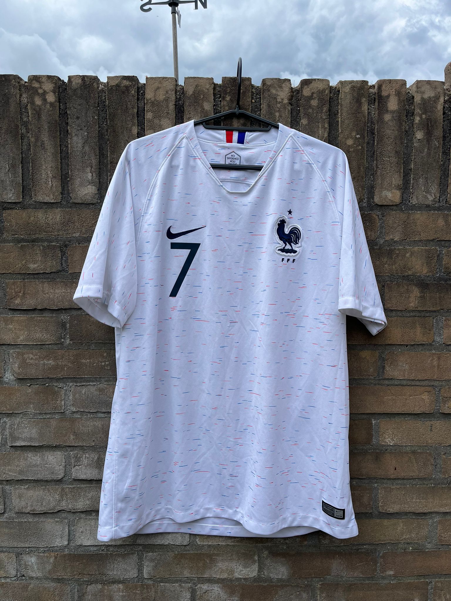France 2018 away shirt Griezmann #7 size Large 8.5/10