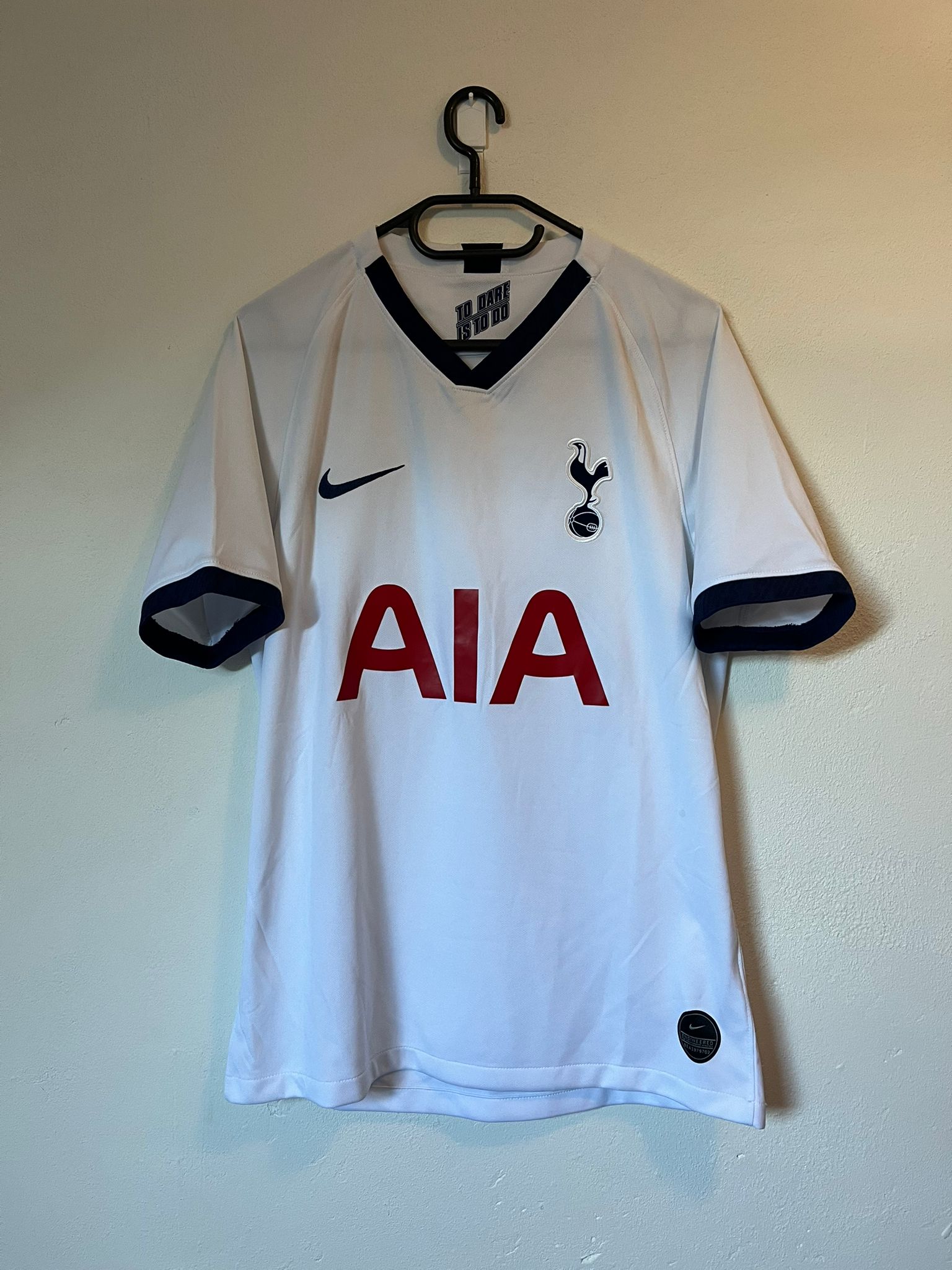 Tottenham Hotspur 2018/2019 Signed home shirt Son #7 size M 8.5/10
