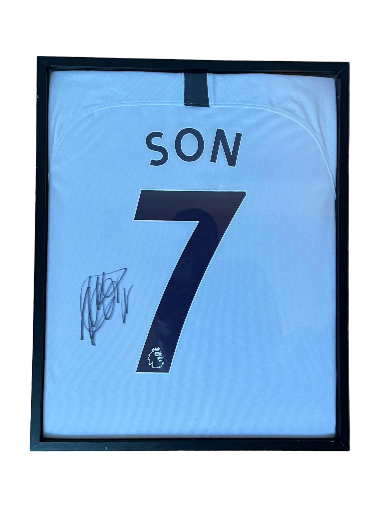 Tottenham Hotspur 2018/2019 Signed home shirt Son #7 size M 8.5/10