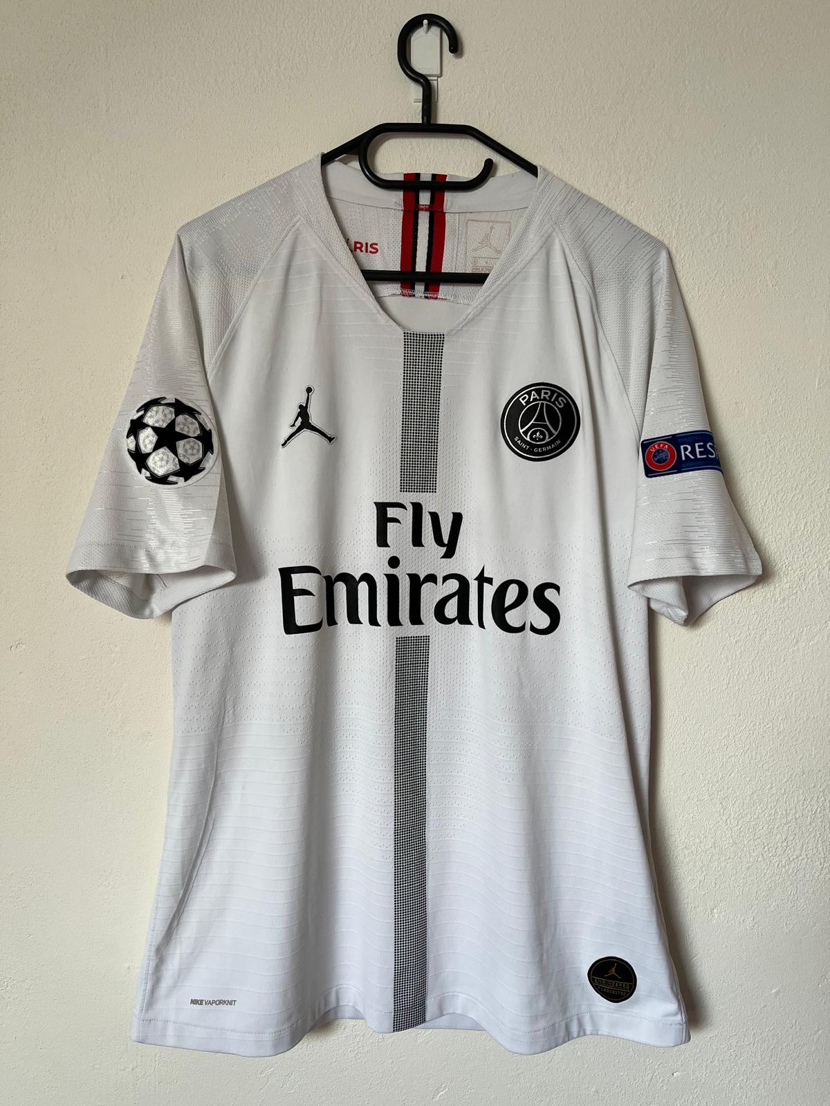 Paris Saint Germain 2018/2019 White Jordan shirt Neymar JR #10 size L 8.5/10