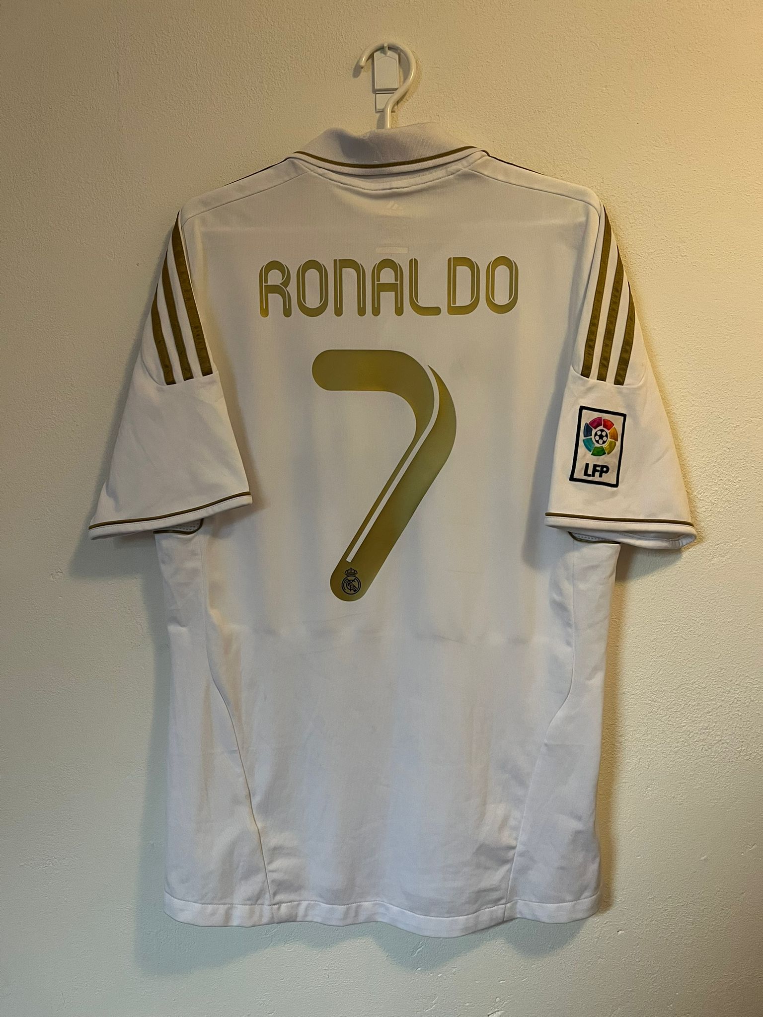 Real Madrid 2011/2012 home shirt Ronaldo #7 size M 8.5/10