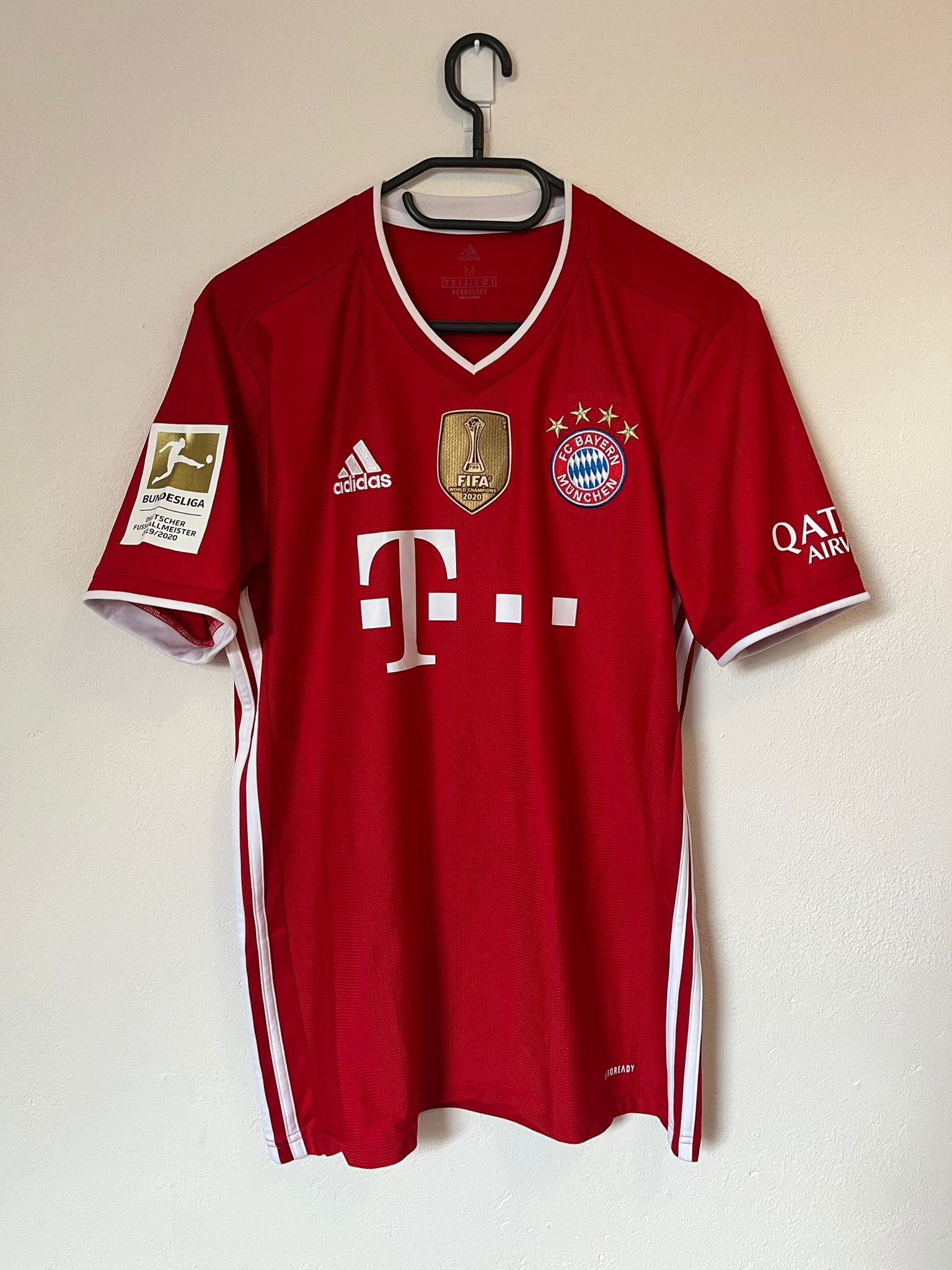 Bayern Munich 2020/2021 home shirt Müller #25 size M 8.5/10