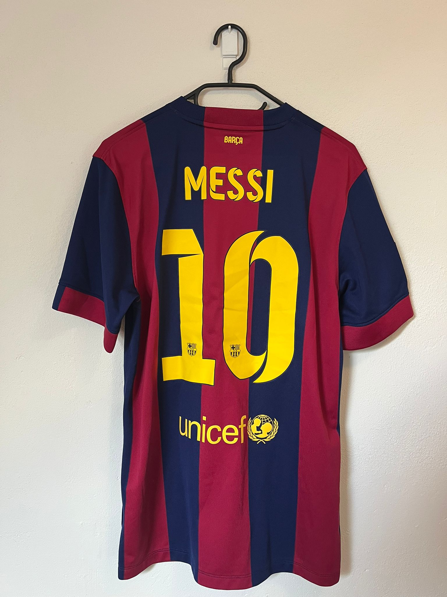 FC Barcelona 2014/2015 home shirt Messi #10 size M 9/10