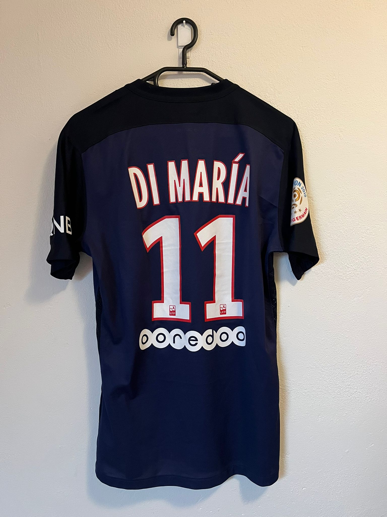 Paris Saint Germain 2015/2016 home shirt Di Maria #11 size M 8.5/10