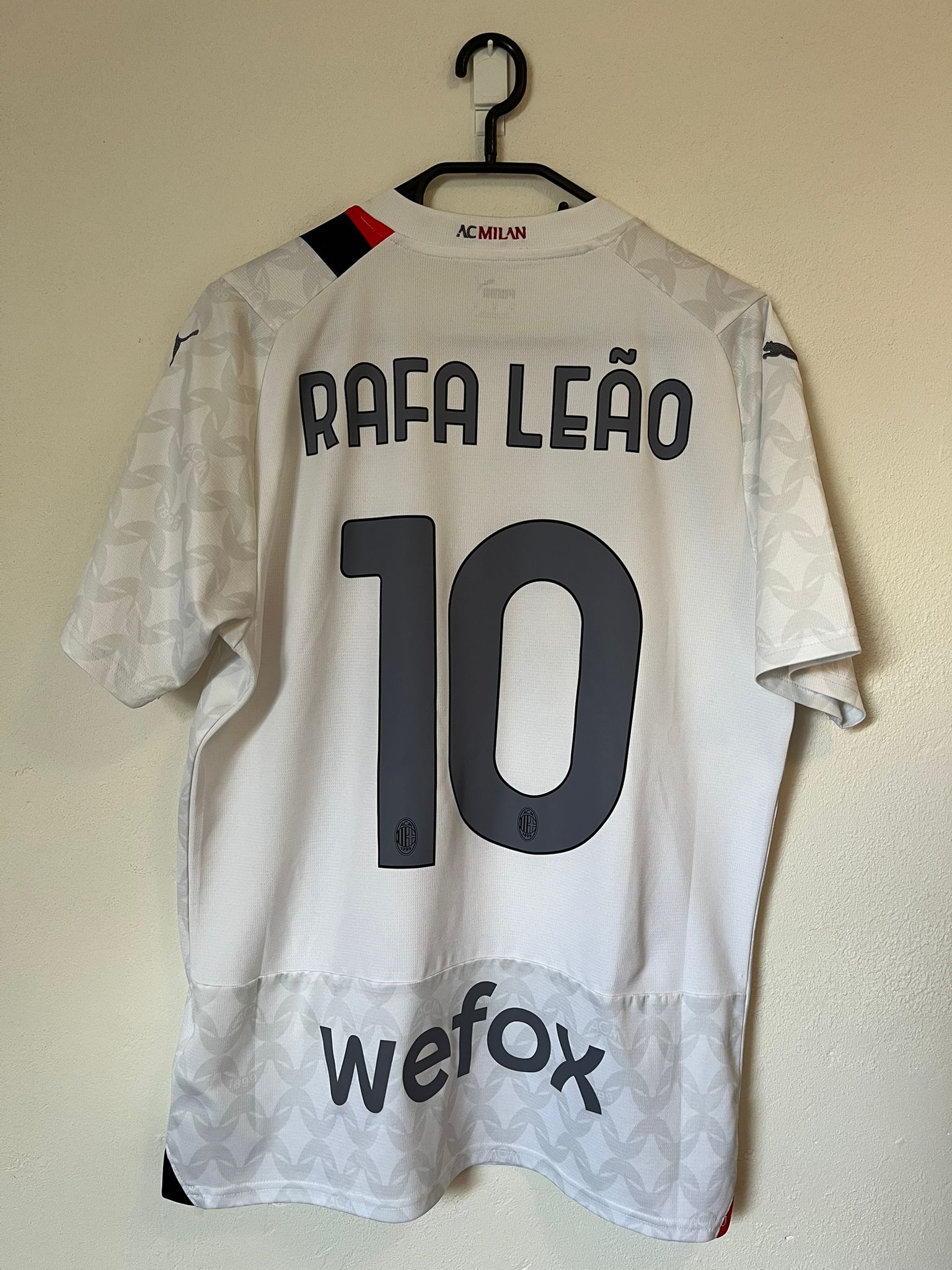 AC Milan 2023/2024 away shirt Rafa Leão #10 size M 8.5/10