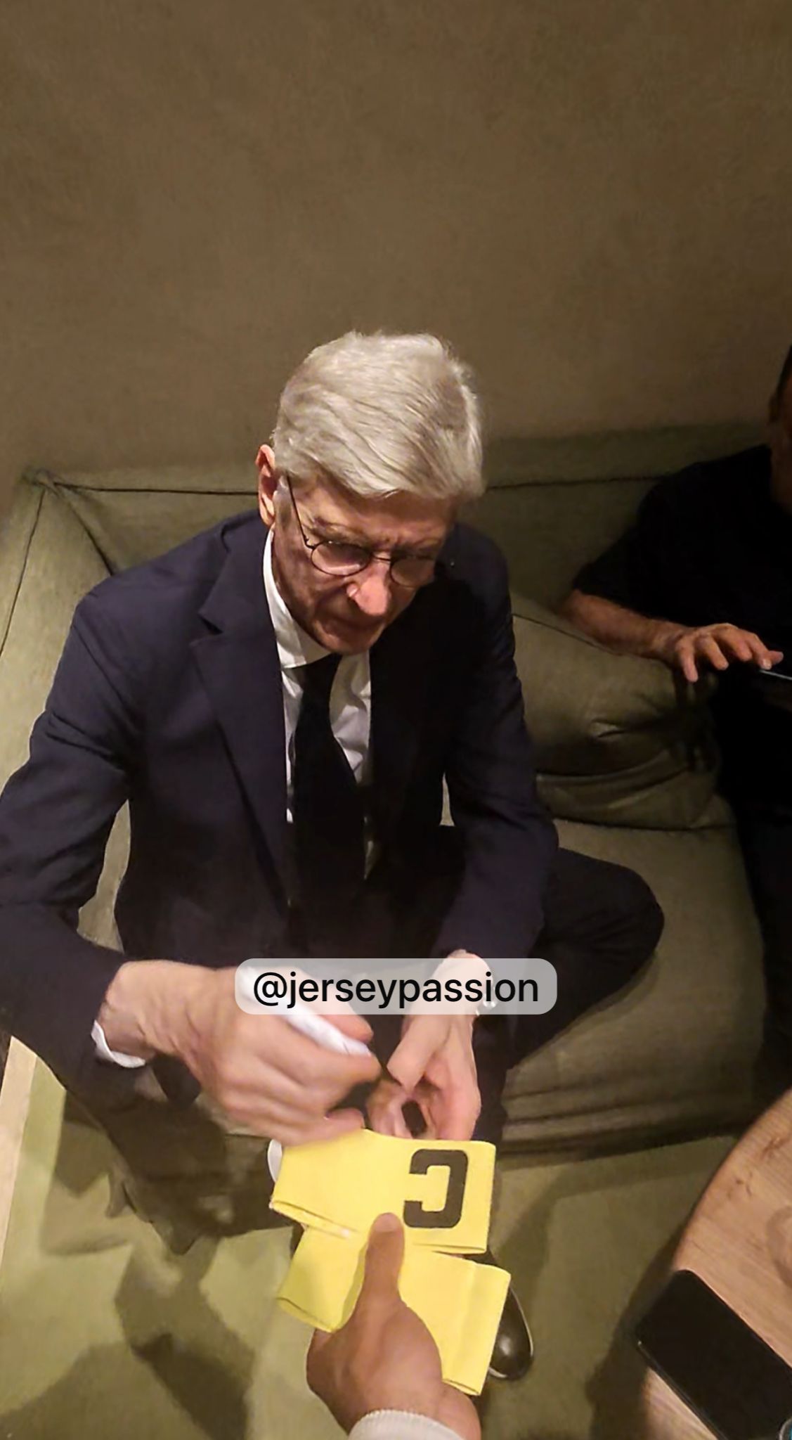 Signed Captain Armband Arsene Wenger Arsenal
