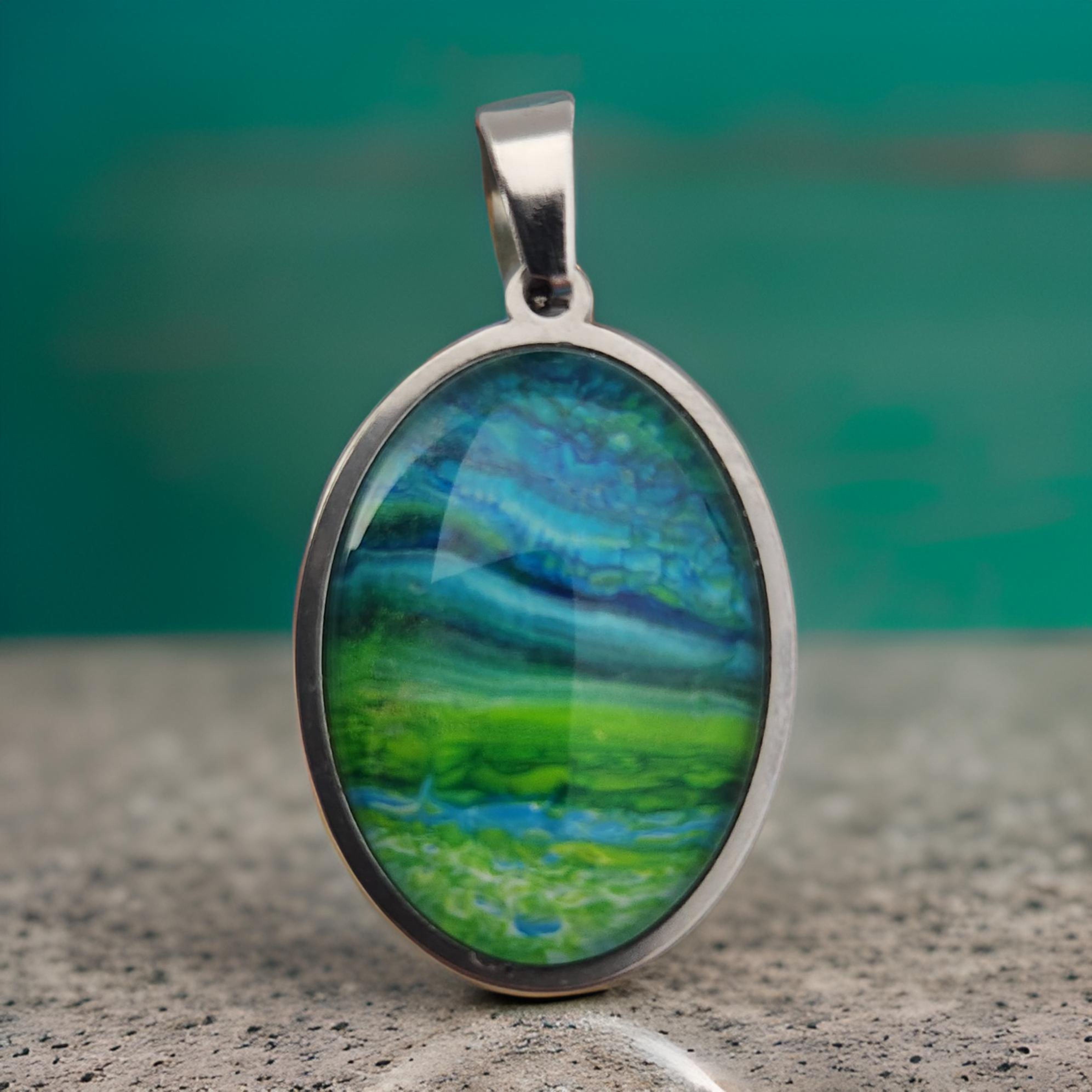 Oval Pendant - 18x25mm Glass Cabochon