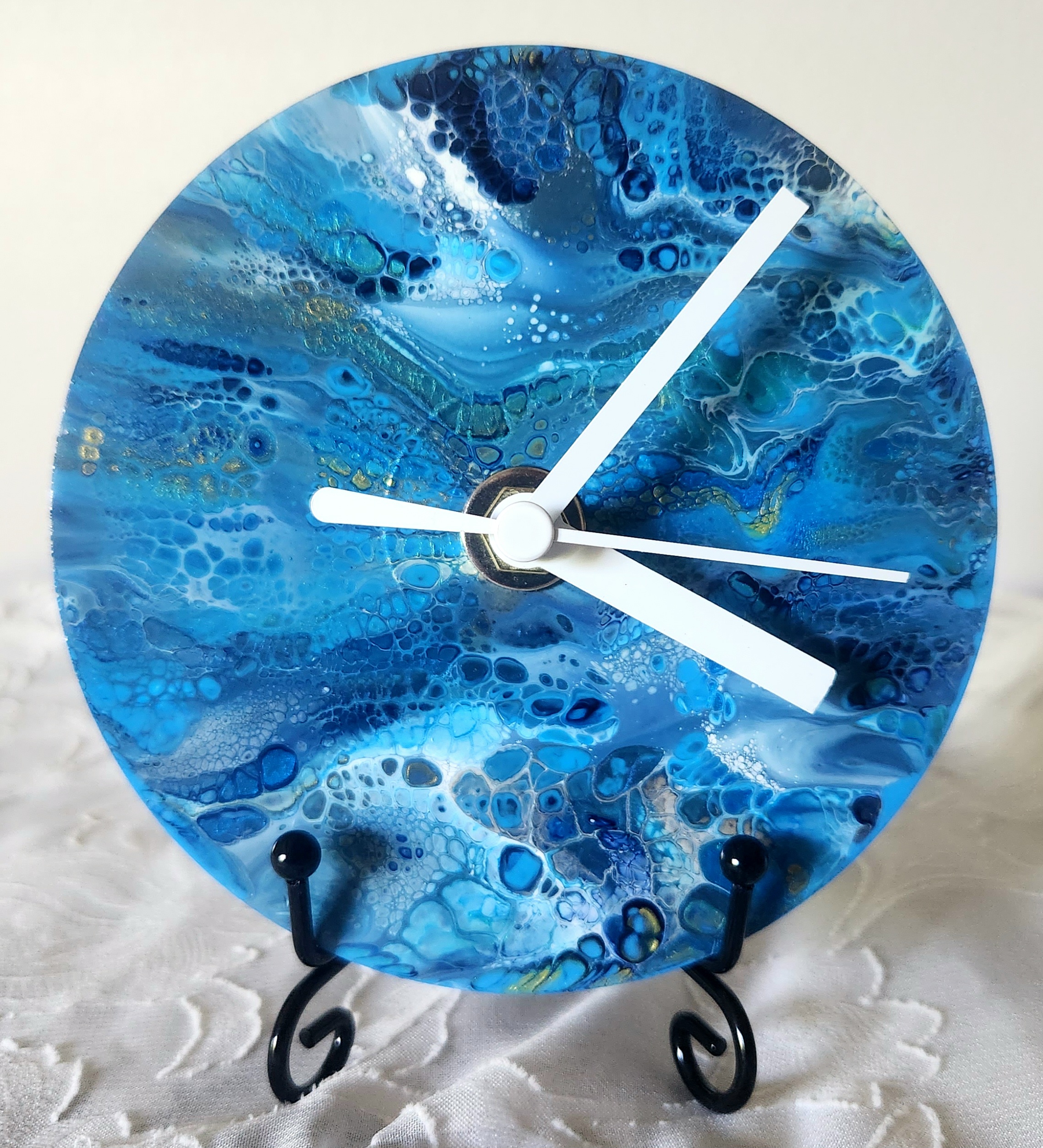 4.75" Decorative Handcrafted Desk Clock