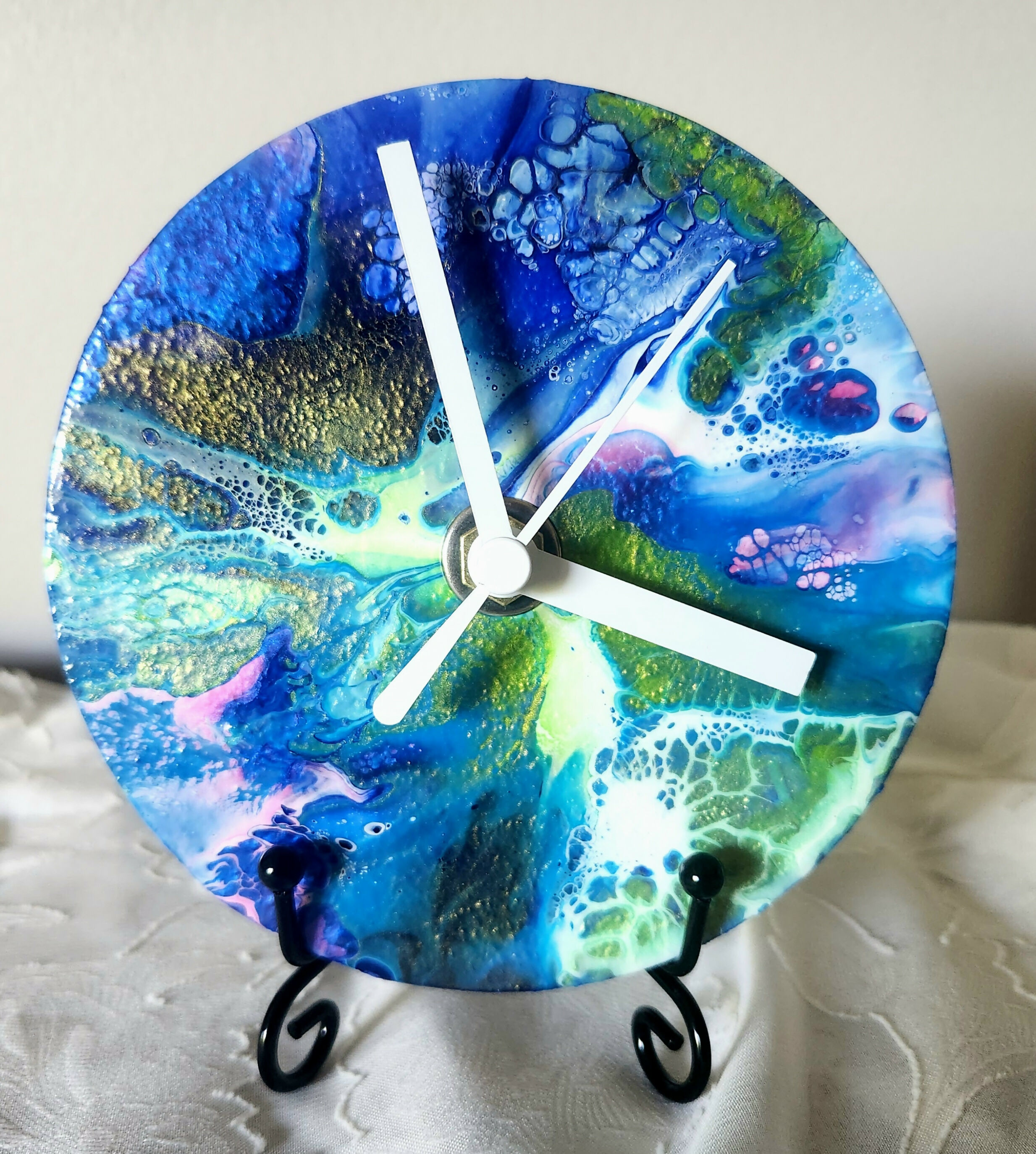4.75" Decorative Handcrafted Desk Clock