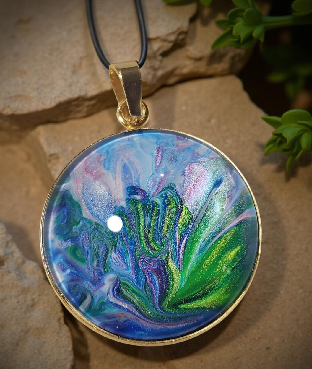 Round Pendant - 30mm Glass Cabochon